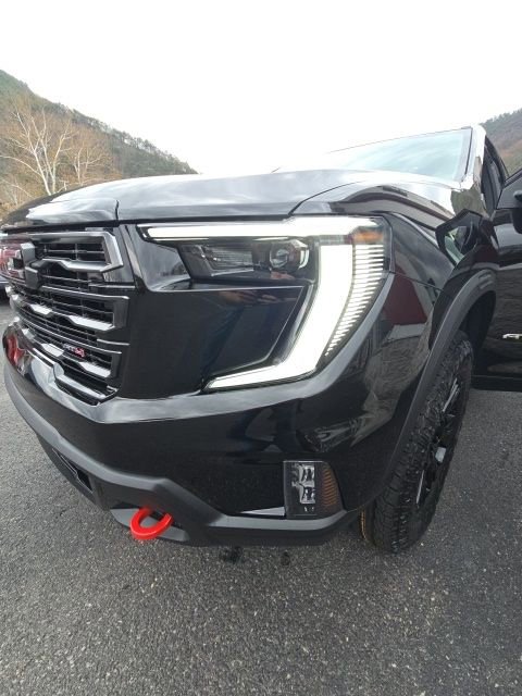 New 2026 GMC Acadia AT4 w/ Luxury Package image 22