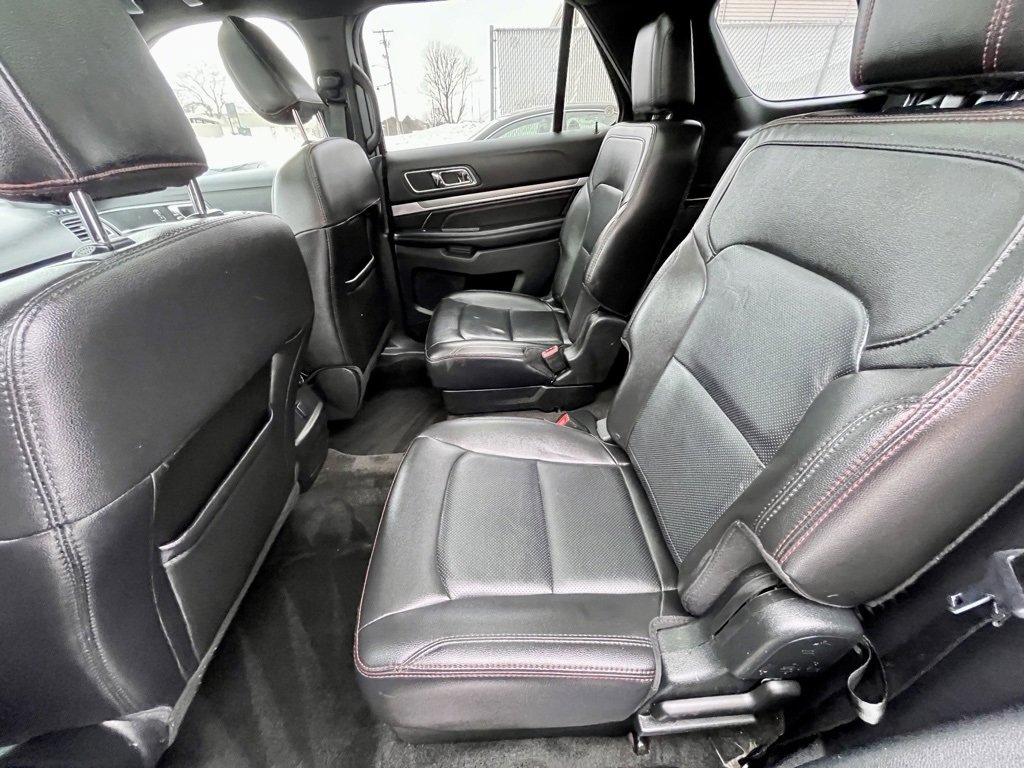 Used 2018 Ford Explorer Sport w/ Ford Safe & Smart Package image 19