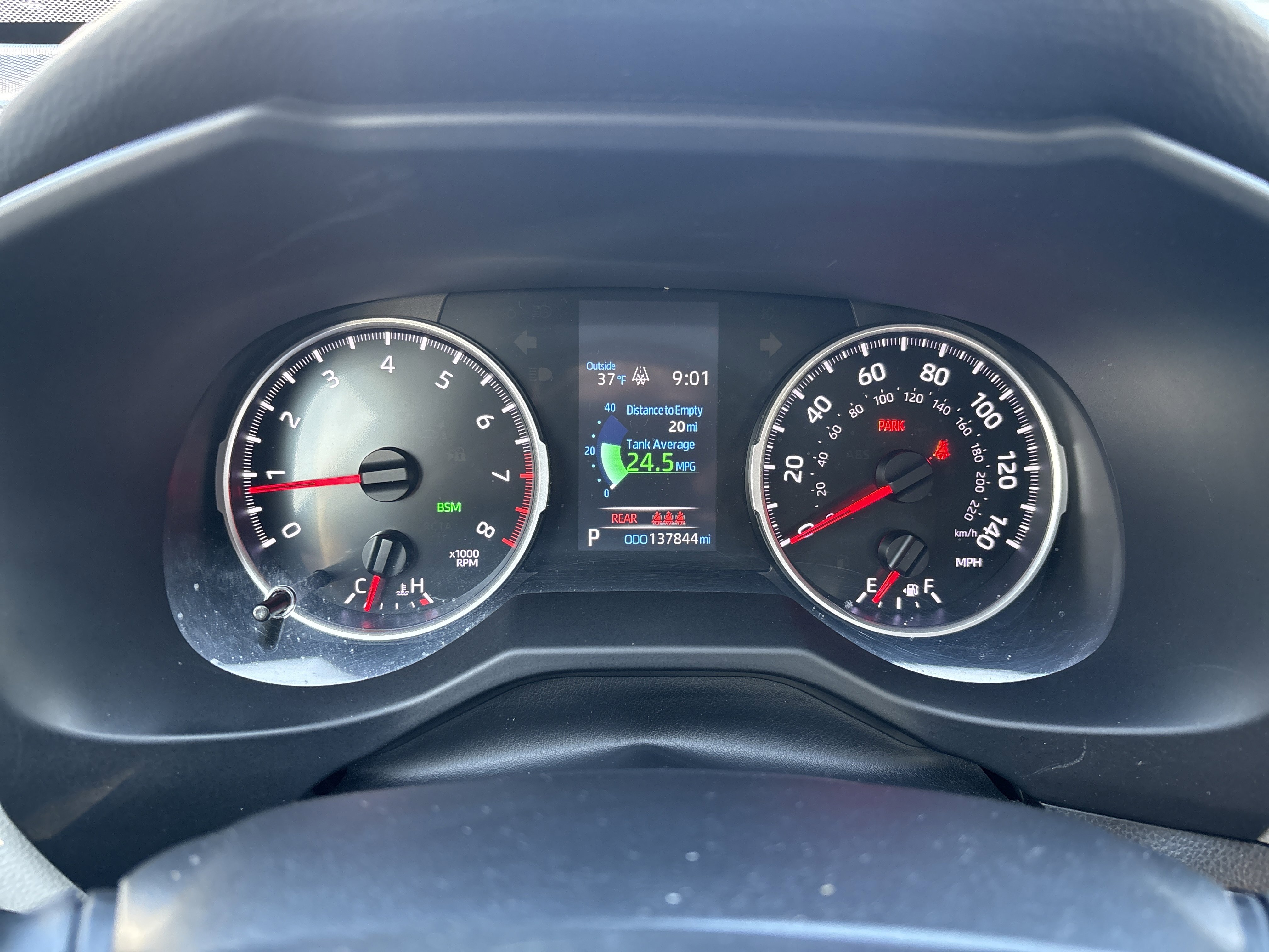 Used 2021 Toyota RAV4 XLE w/ Carpet Mat Package (TMS) image 25