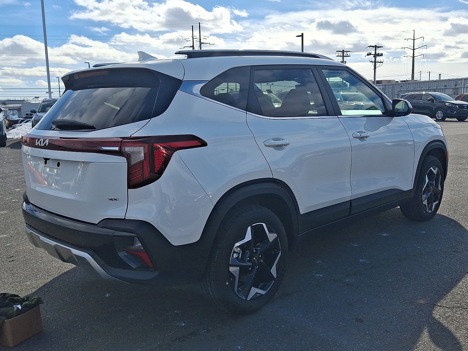 New 2026 Kia Seltos EX AWD/4WD image 3