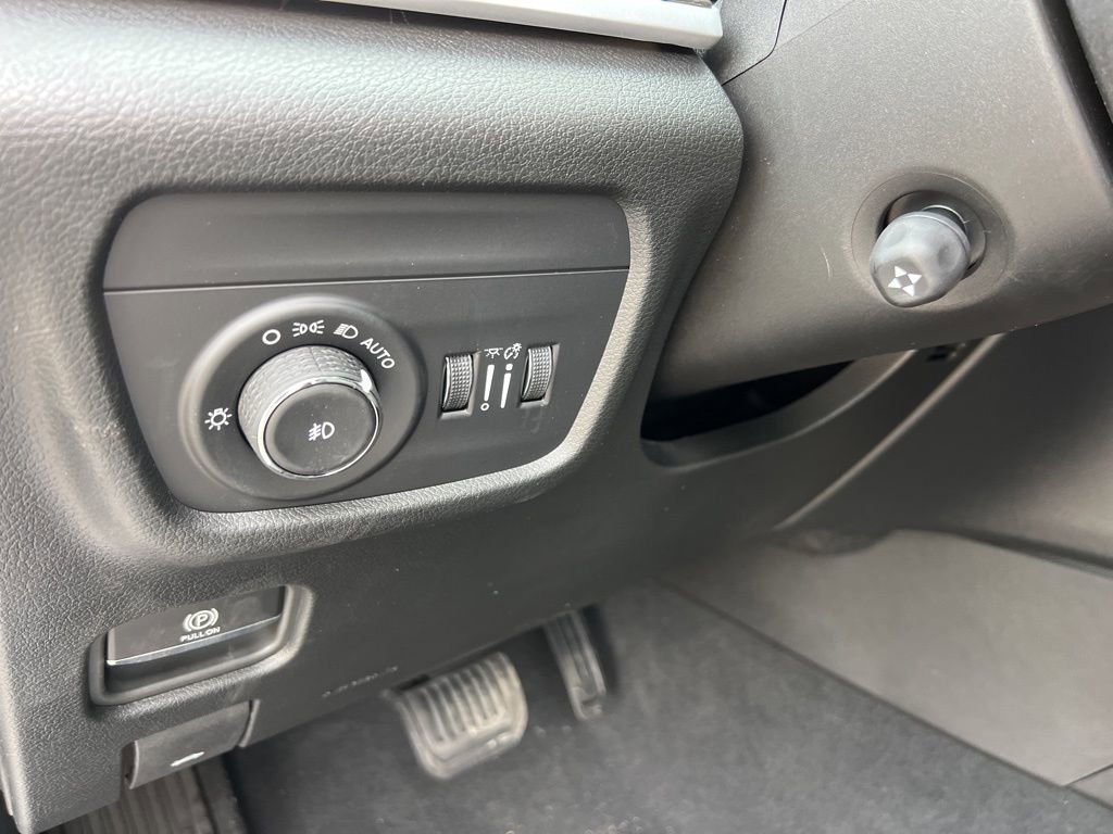 New 2026 Jeep Grand Cherokee Limited image 11