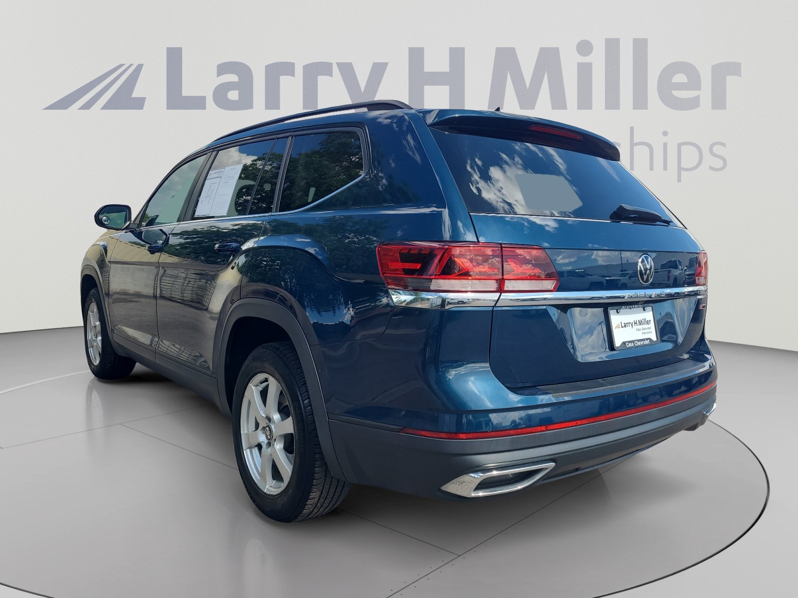 Used 2021 Volkswagen Atlas S AWD/4WD image 3