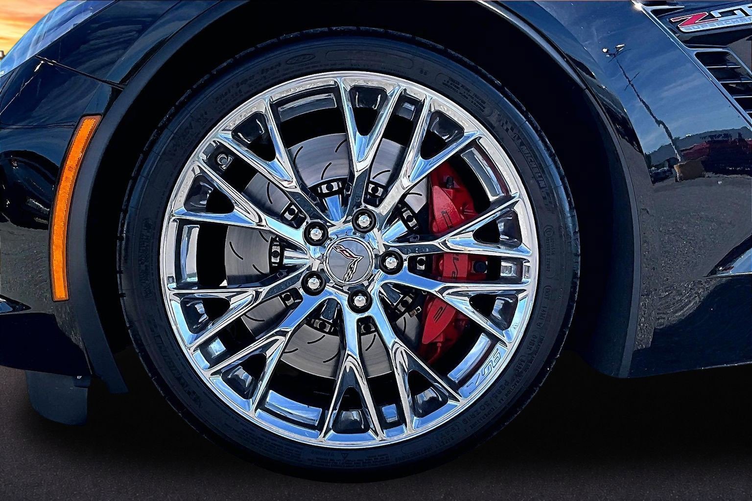 Used 2018 Chevrolet Corvette Z06 RWD image 9