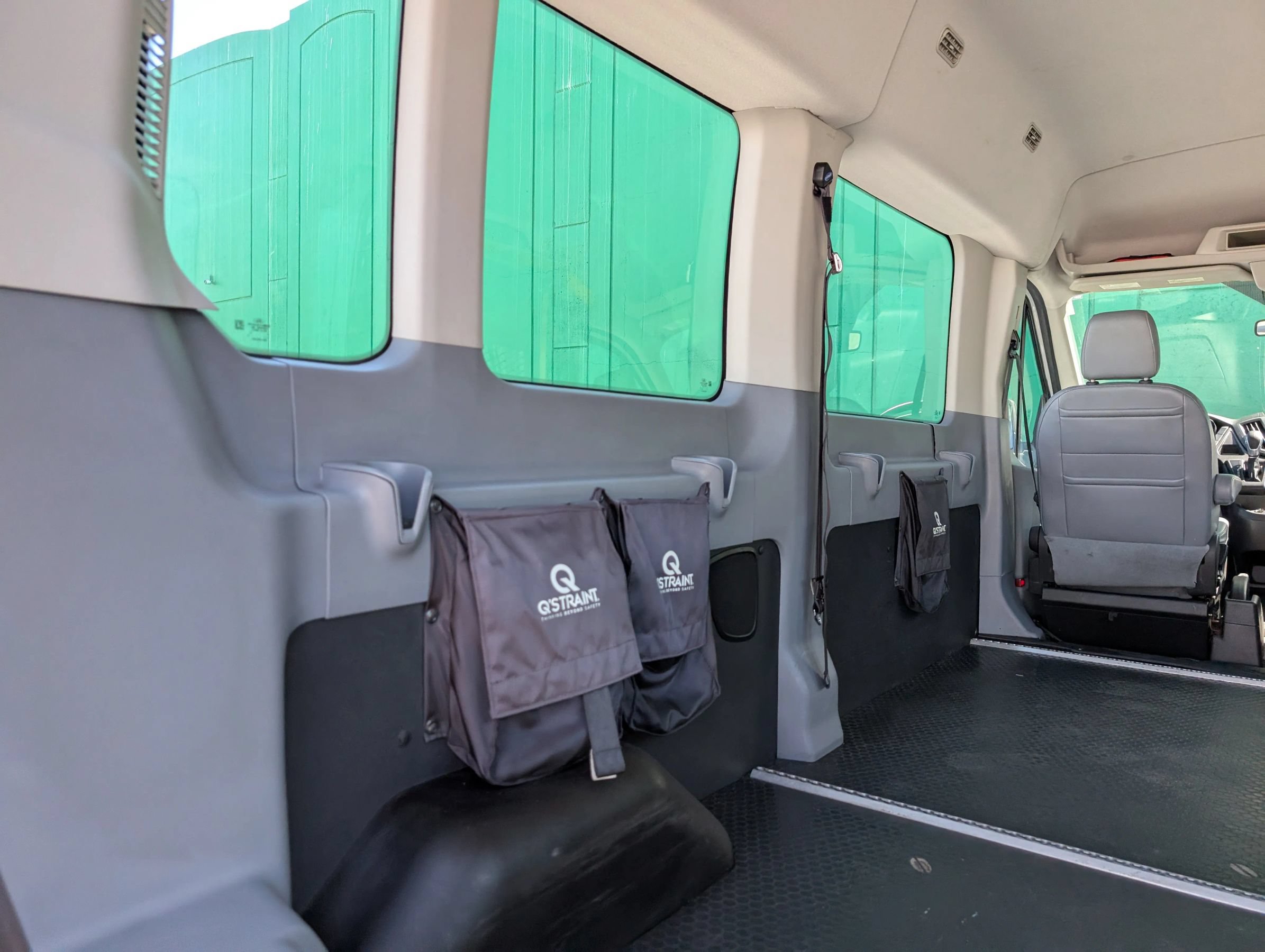 Used 2018 Ford Transit 350 XL RWD image 21