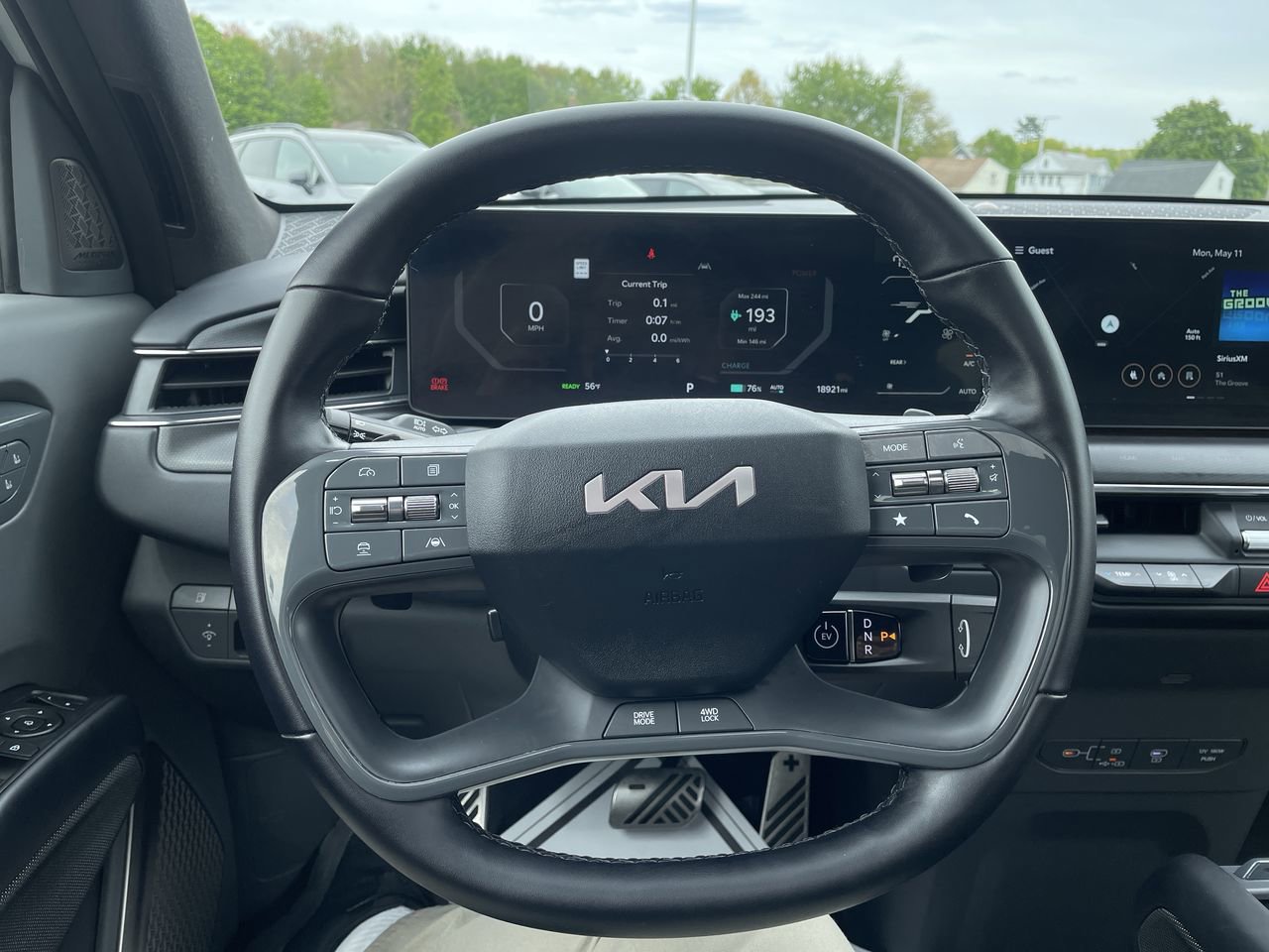 Certified 2024 Kia EV9 GT-Line AWD/4WD image 18