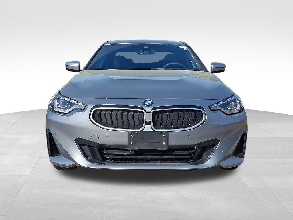 Used 2025 BMW 230i xDrive Coupe image 2