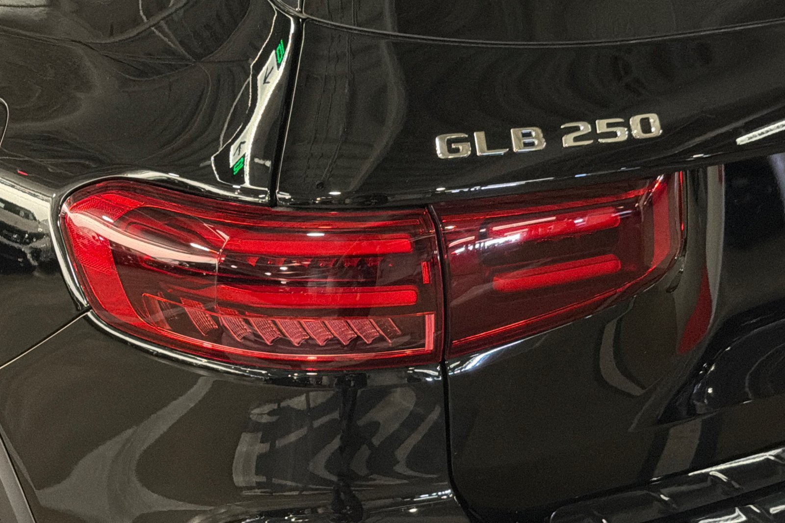 New 2026 Mercedes-Benz GLB 250 image 25