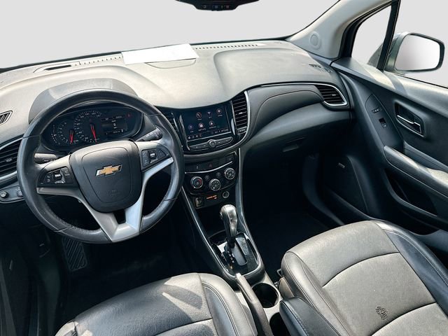 Used 2020 Chevrolet Trax Premier image 24