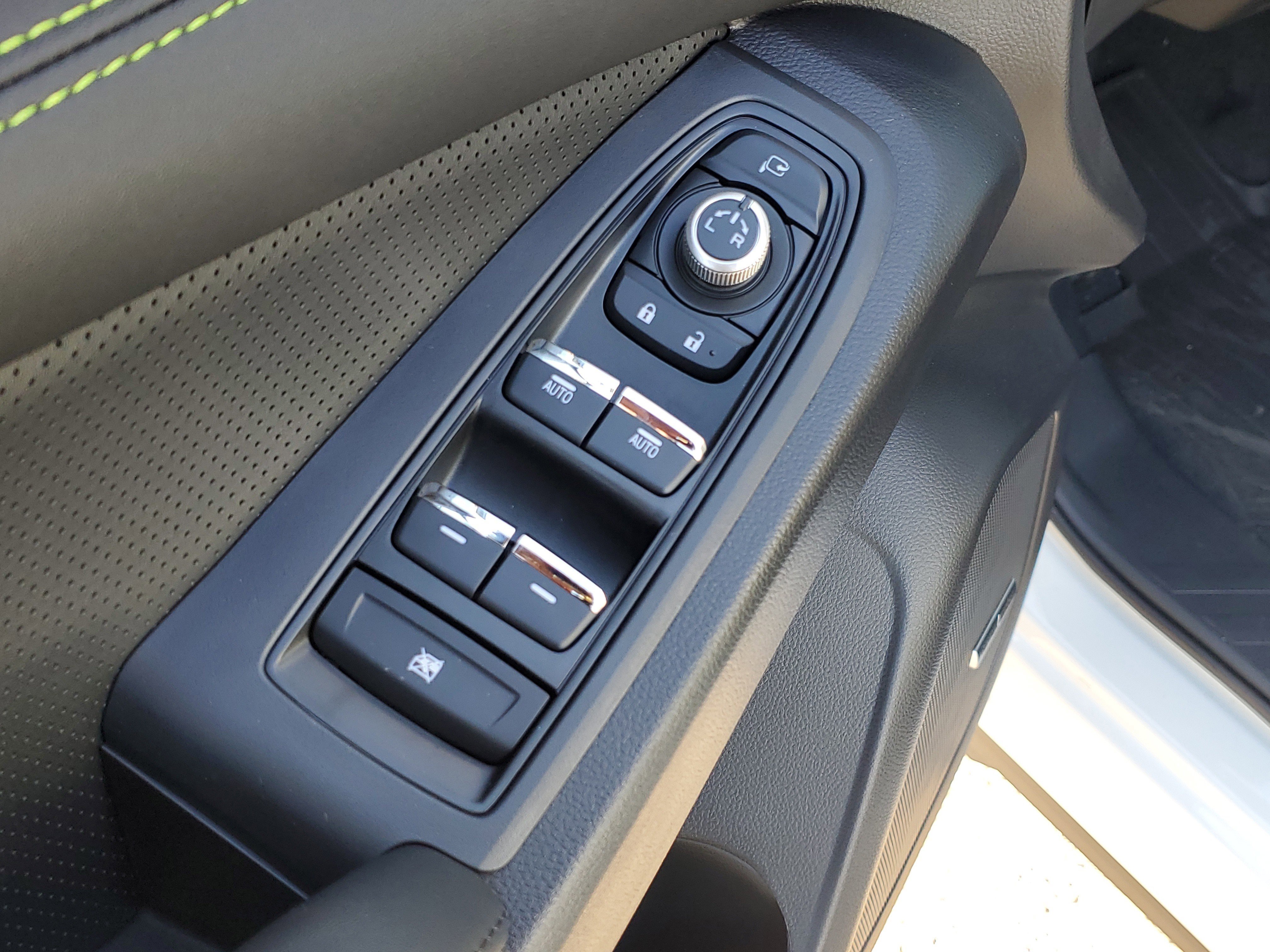 Used 2025 Subaru Ascent Bronze Edition image 20