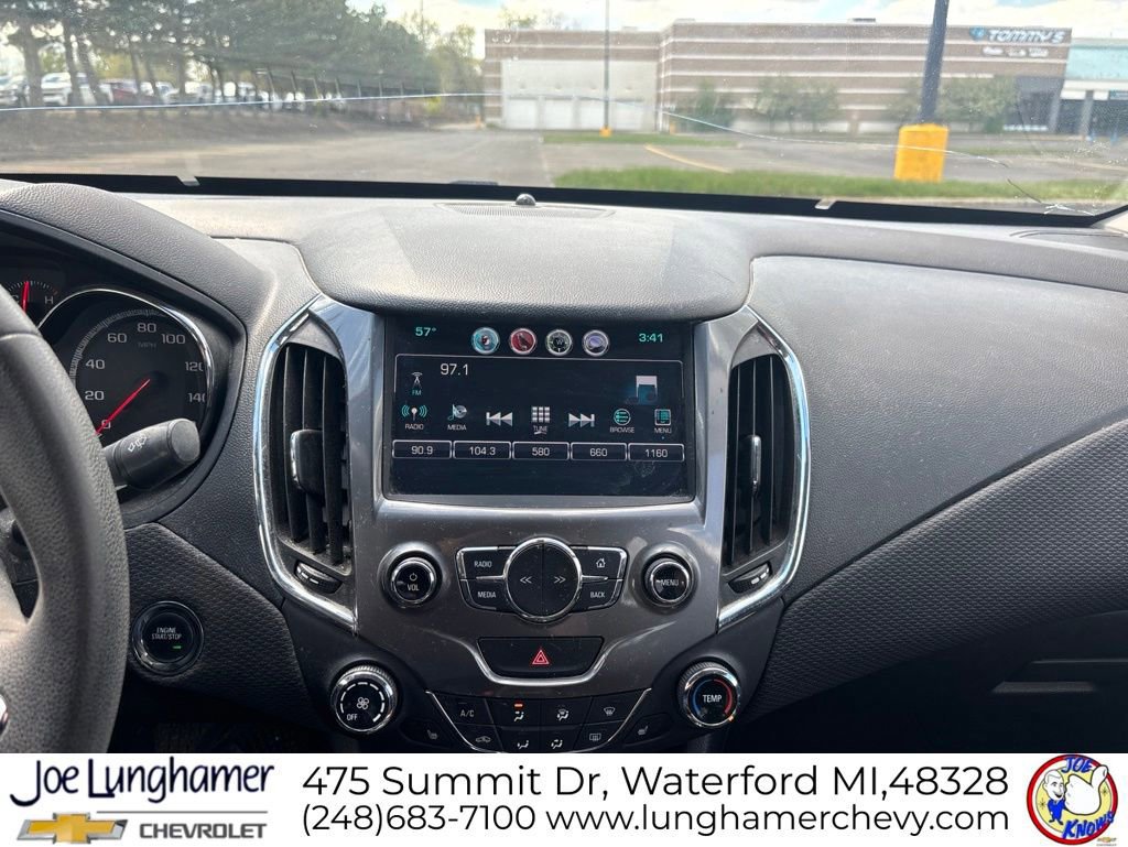 Used 2016 Chevrolet Cruze LT w/ Sun And Sound Package FWD image 13