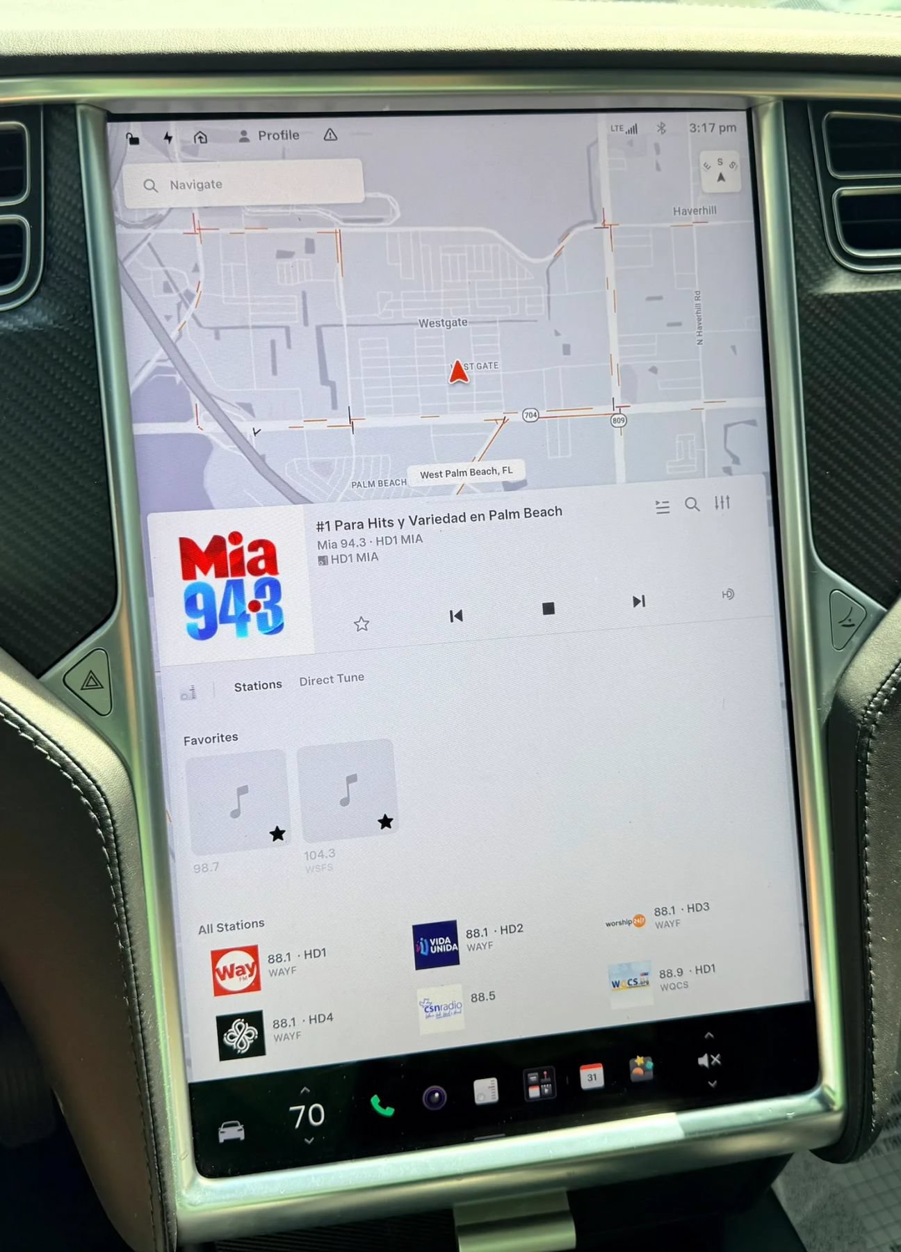 Used 2018 Tesla Model X 100D AWD/4WD image 21