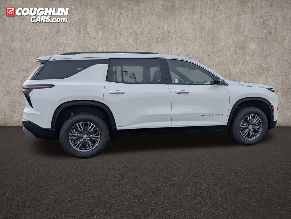 New 2026 Chevrolet Traverse LT w/ LPO, Floor Liner Package image 8