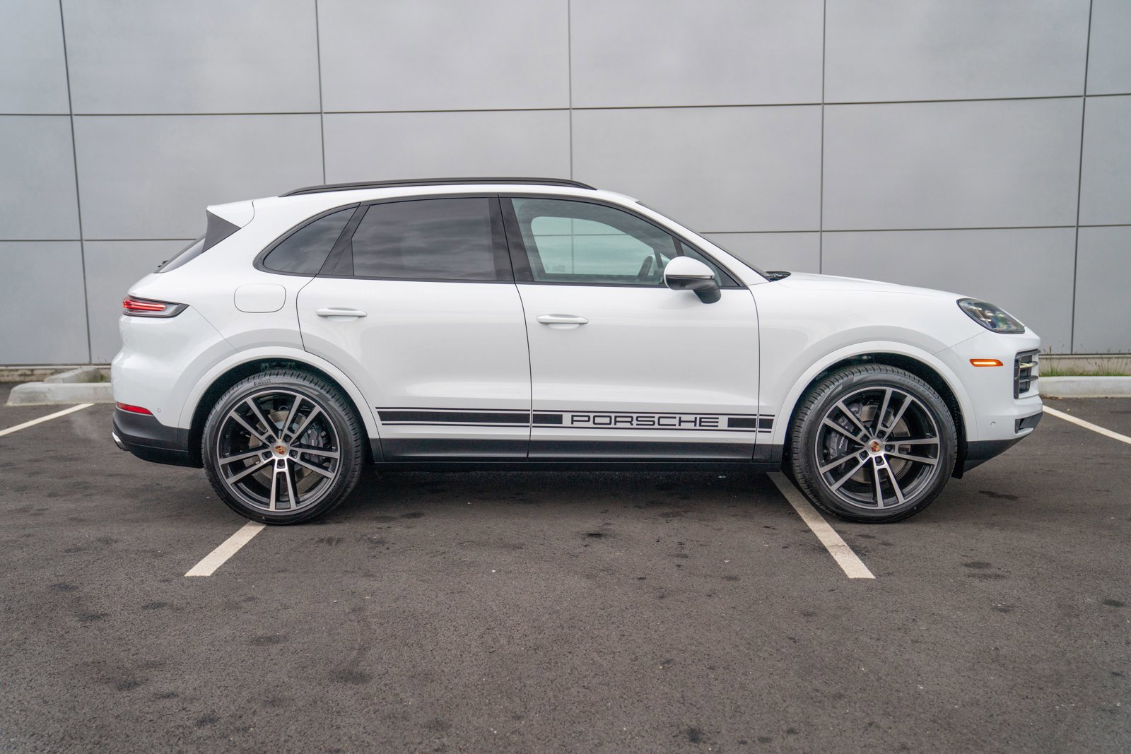 Certified 2026 Porsche Cayenne image 8