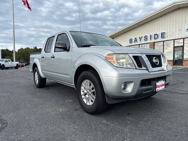 Used 2014 Nissan Frontier SV RWD image 2
