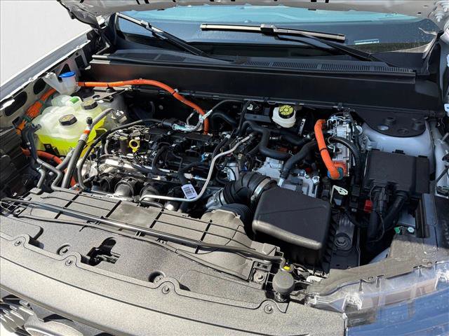 New 2025 Ford Maverick XL image 16