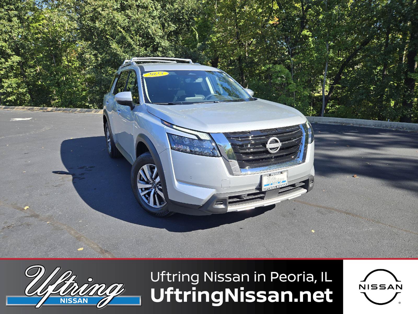 Used 2025 Nissan Pathfinder SL