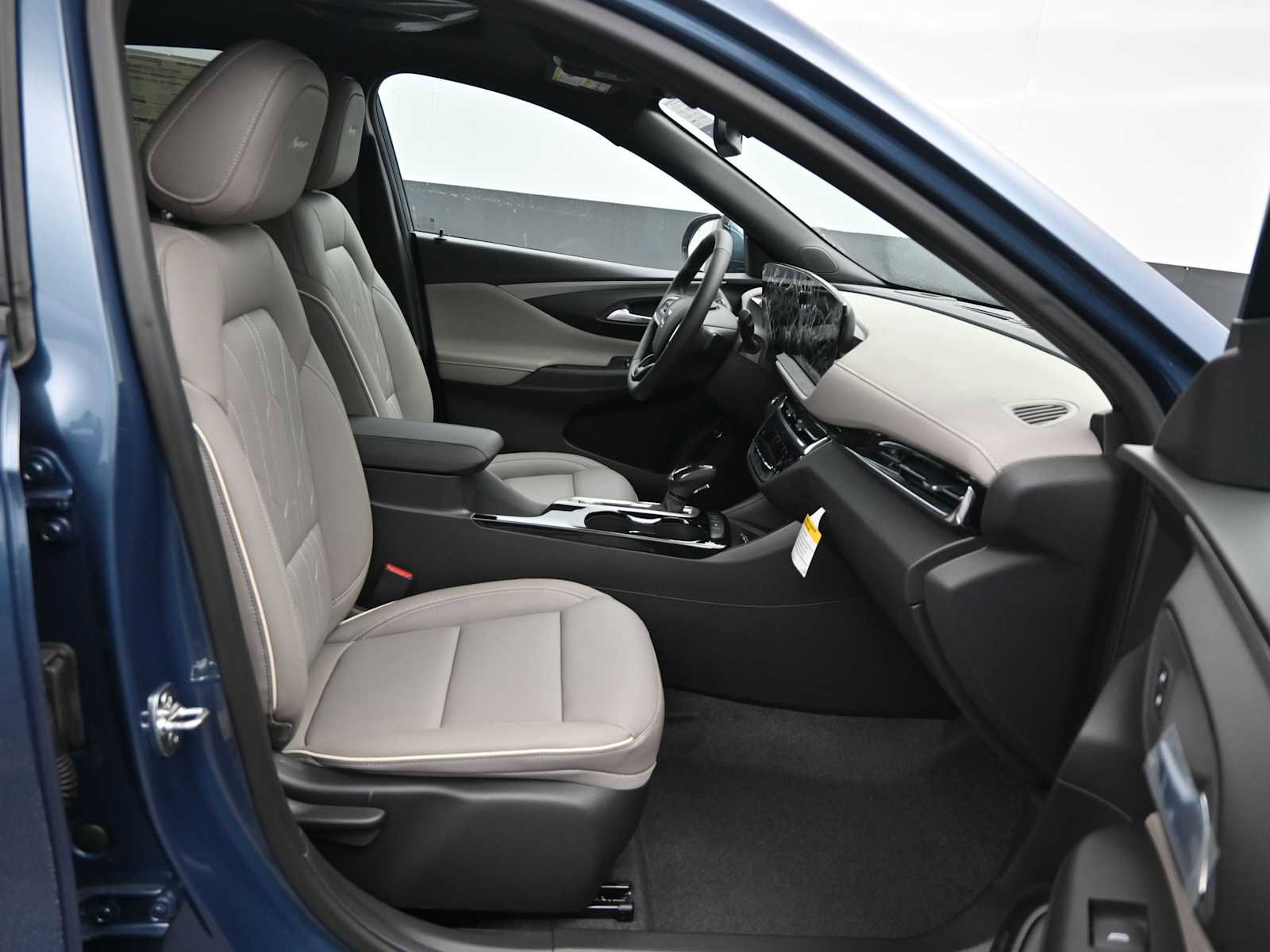 New 2026 Buick Envista Avenir image 11