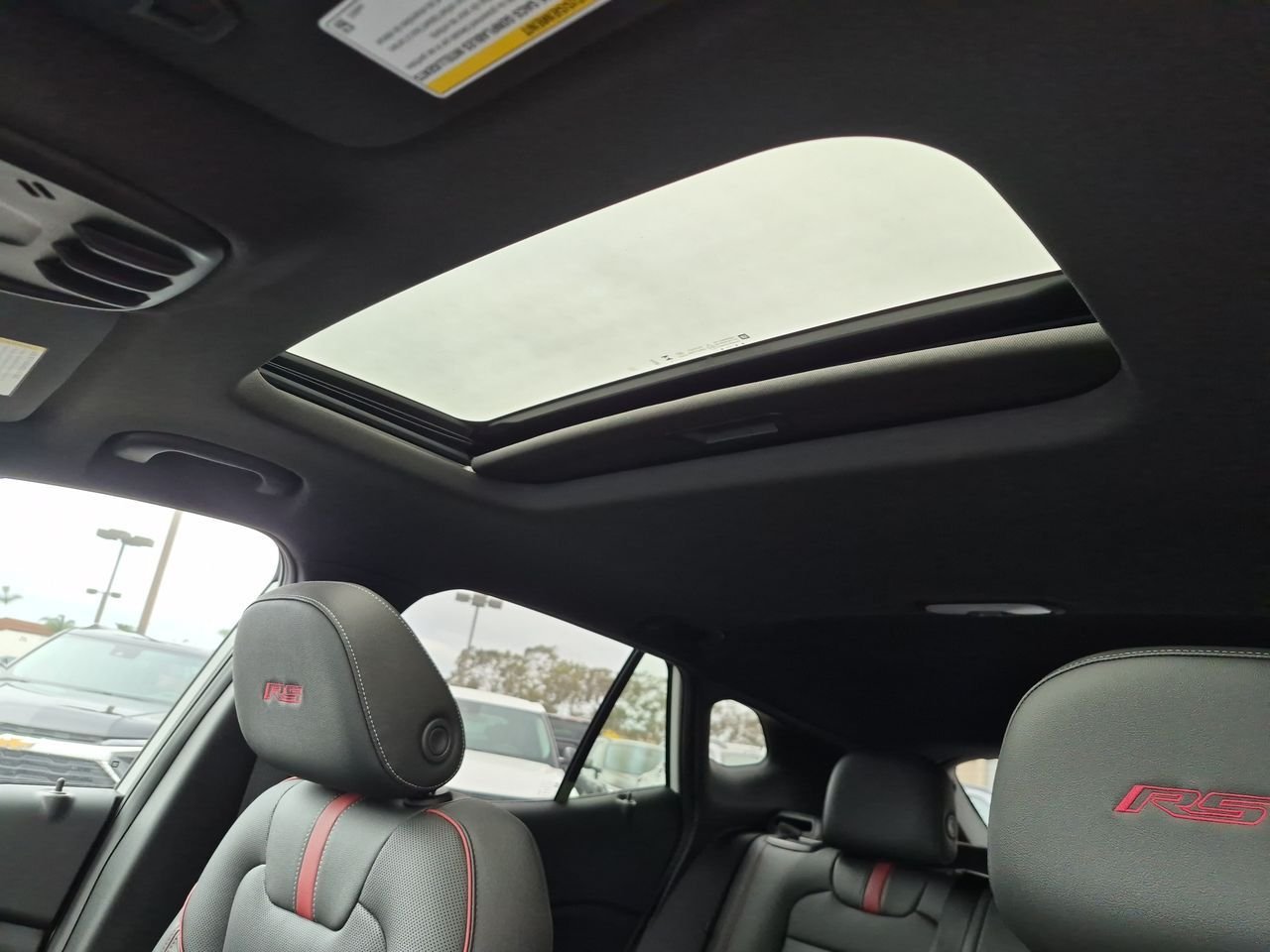 New 2026 Chevrolet Trax RS w/ Sunroof Package FWD image 19