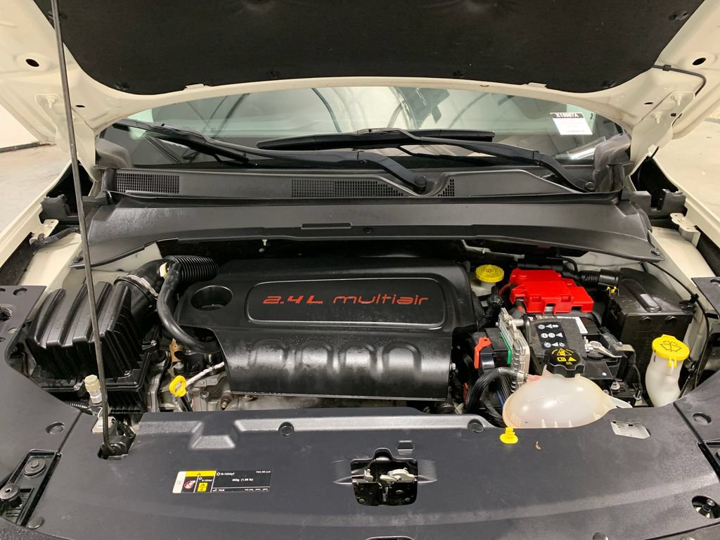 Used 2021 Jeep Compass Limited AWD/4WD image 16
