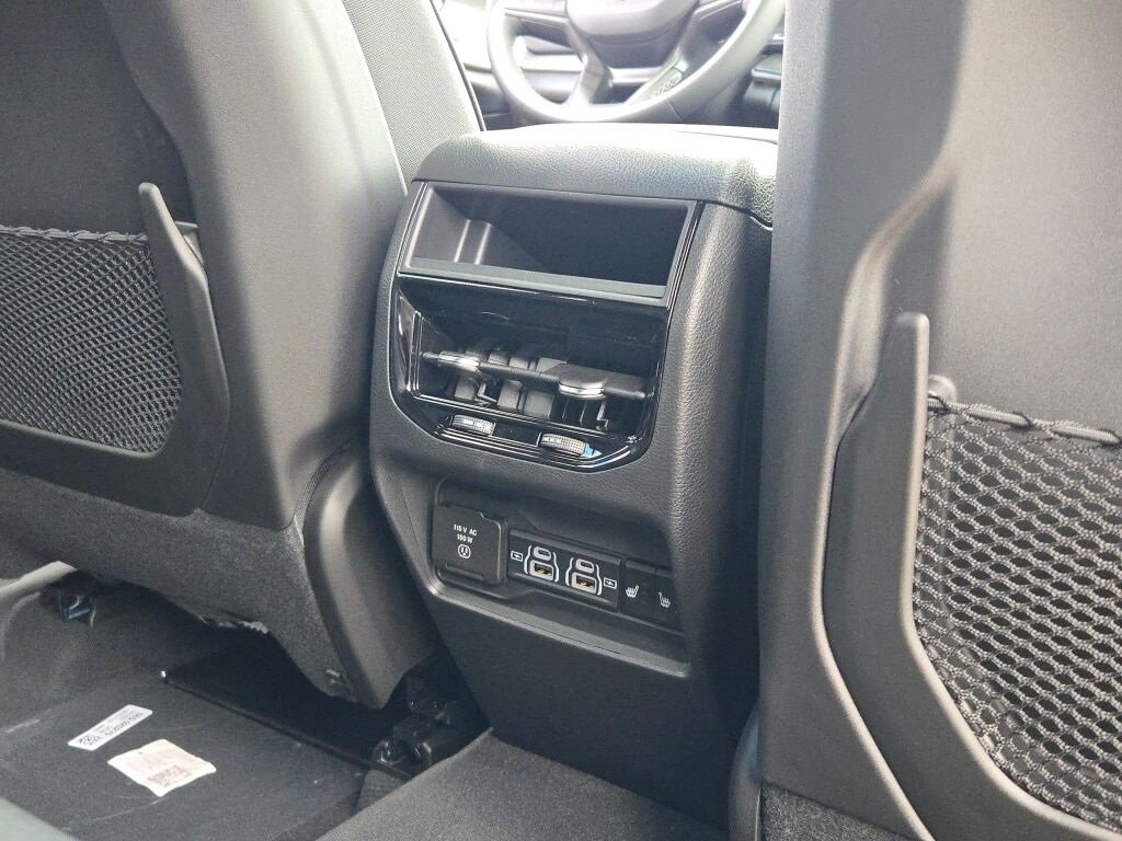 New 2025 Jeep Grand Cherokee Limited w/ MOPAR Finishing Package image 11