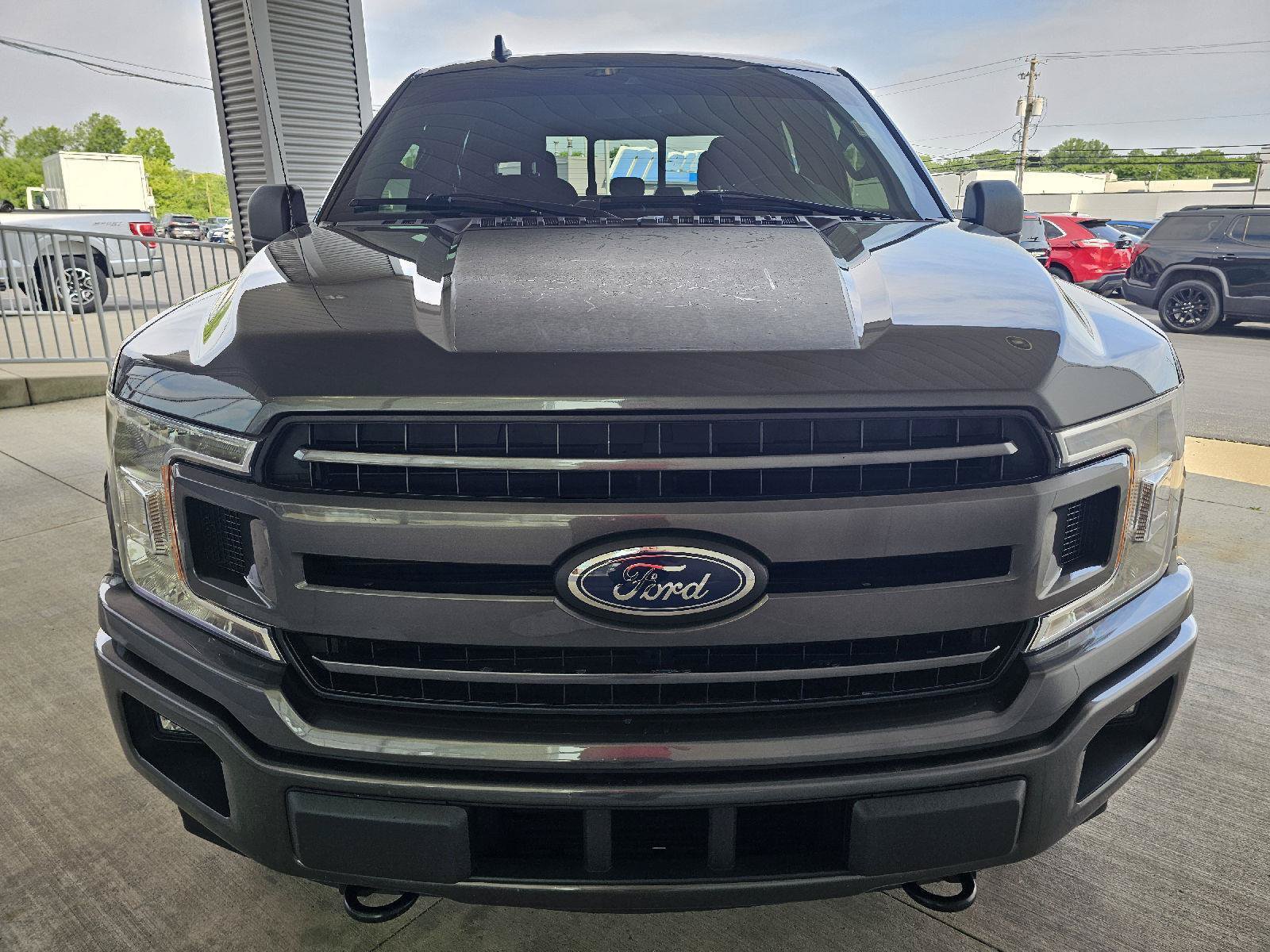 Used 2019 Ford F150 XLT w/ Equipment Group 302A Luxury AWD/4WD image 8