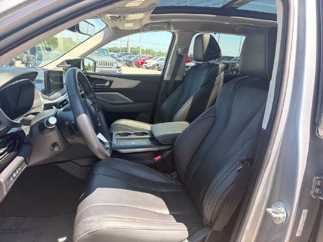 Used 2025 Acura MDX w/ Technology Package AWD/4WD image 11