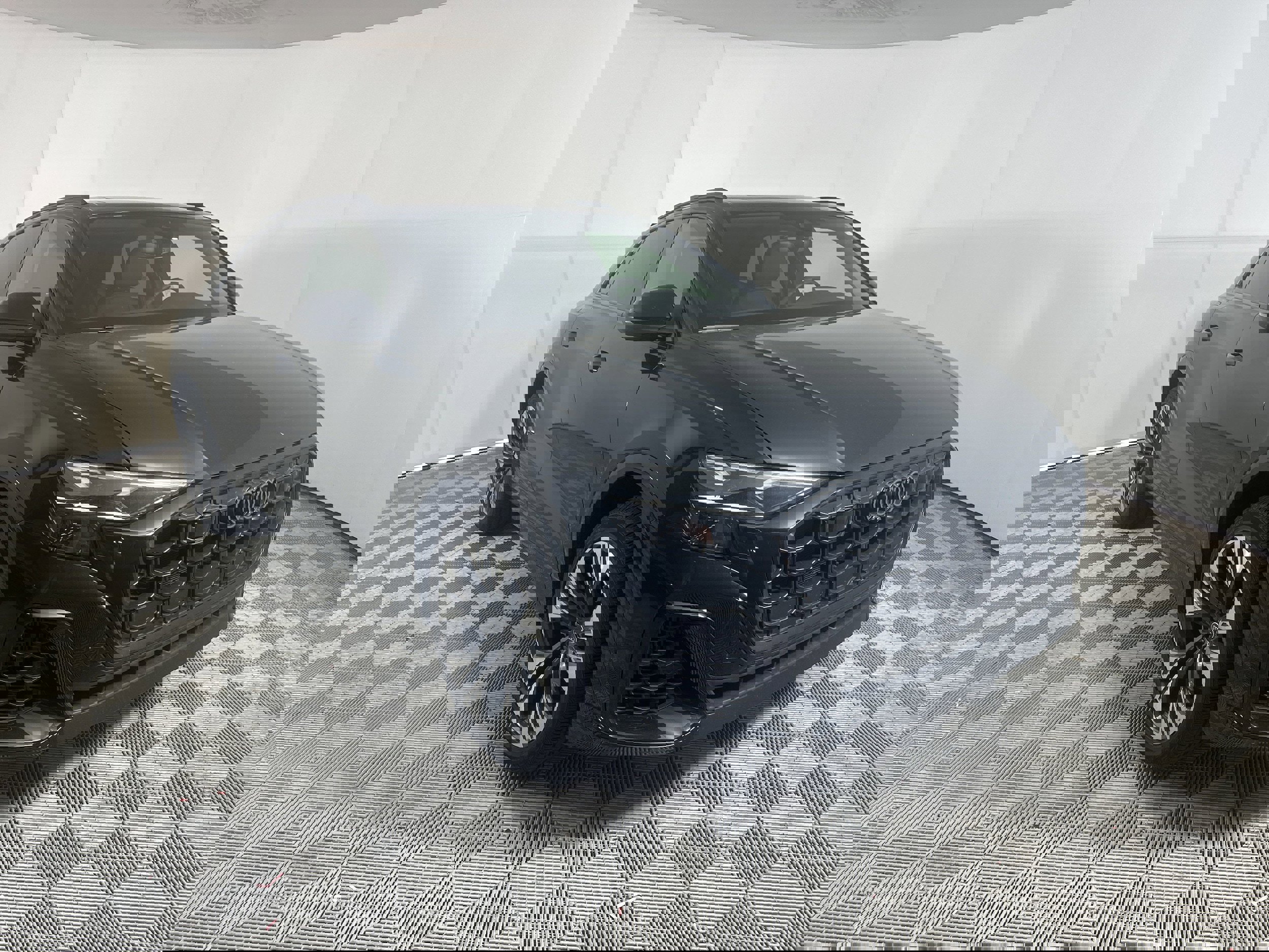 Certified 2025 Audi Q8 Premium Plus