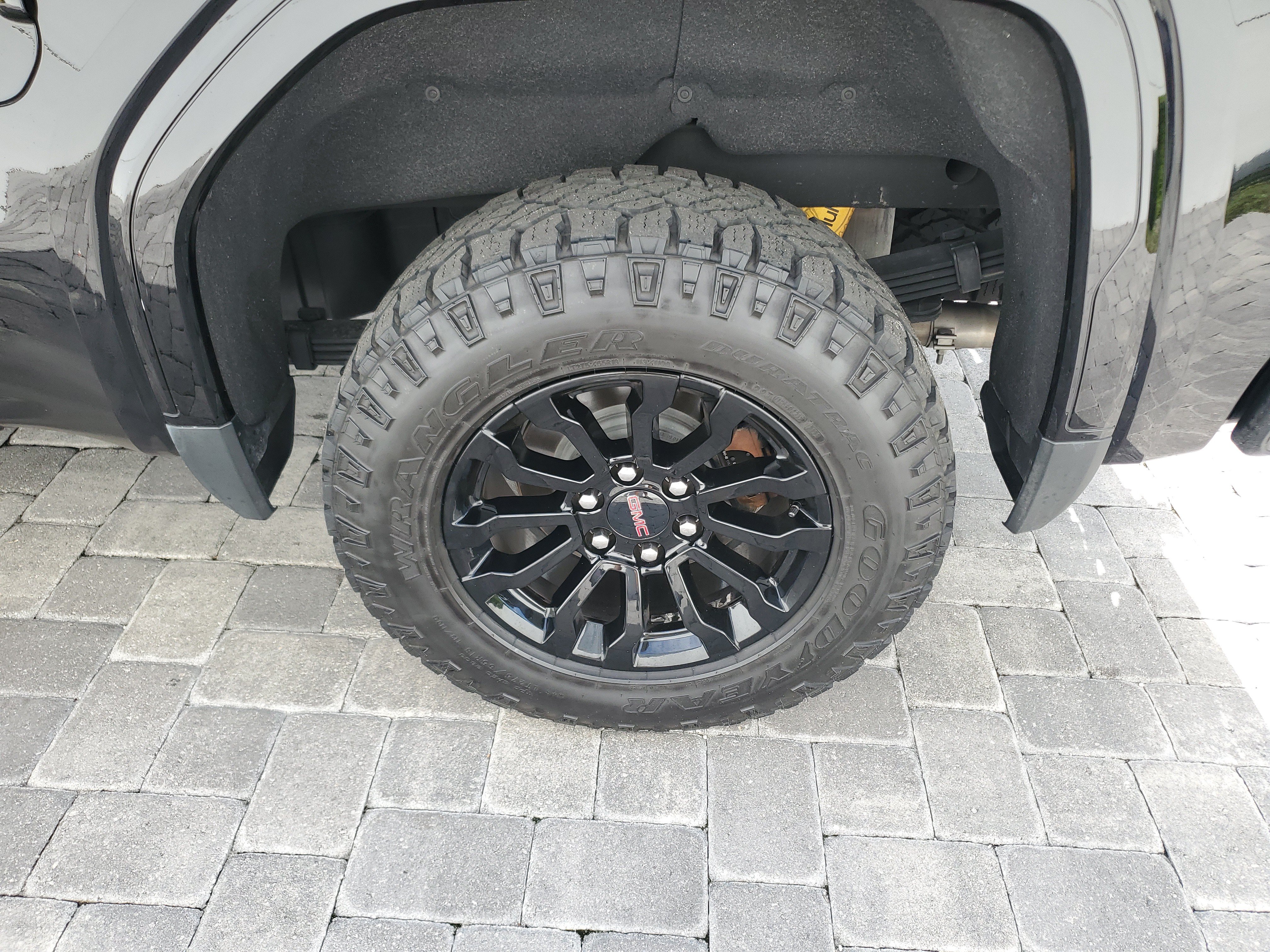 Used 2022 GMC Sierra 1500 AT4X AWD/4WD image 7
