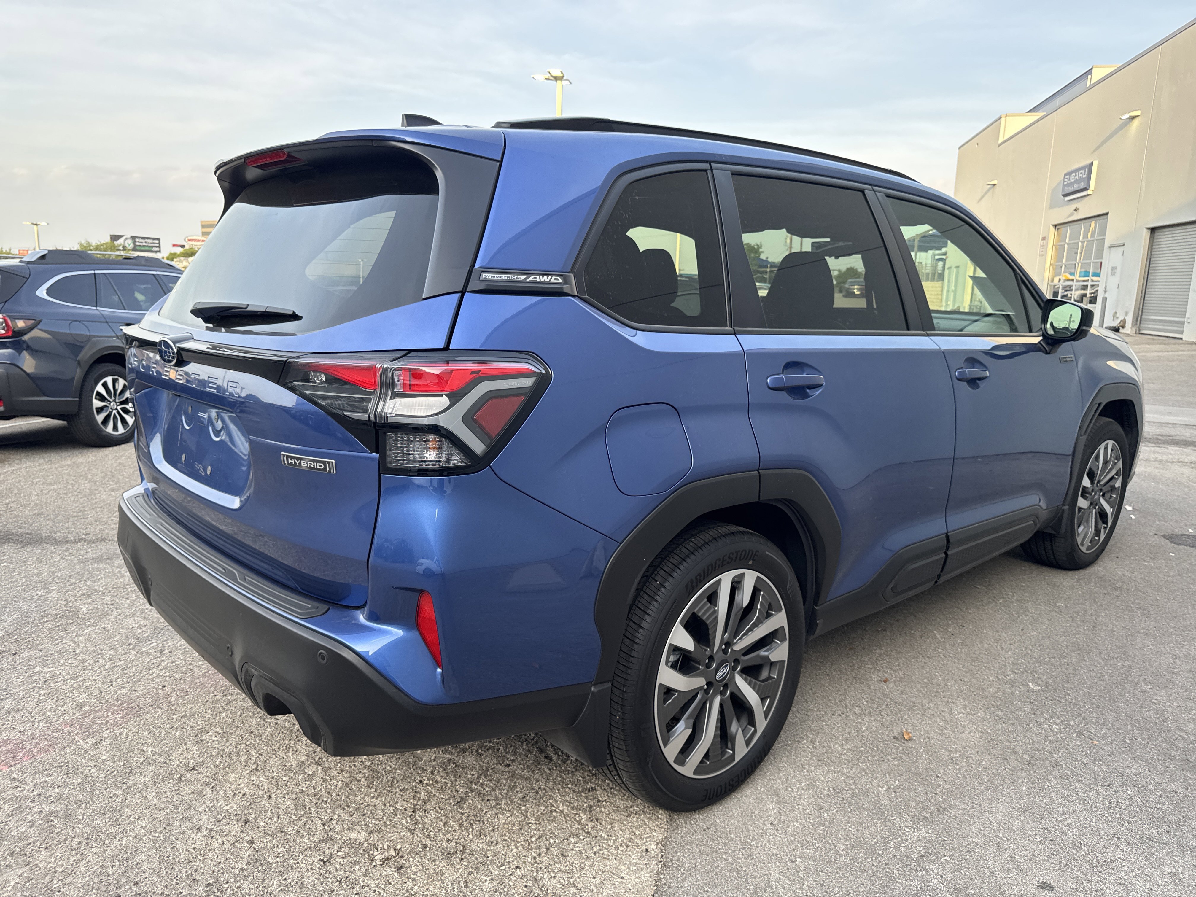Certified 2025 Subaru Forester Touring w/ Touring Package AWD/4WD image 3