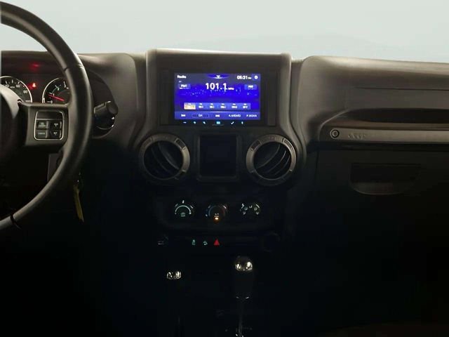 Used 2017 Jeep Wrangler Unlimited Sport w/ Connectivity Group image 18