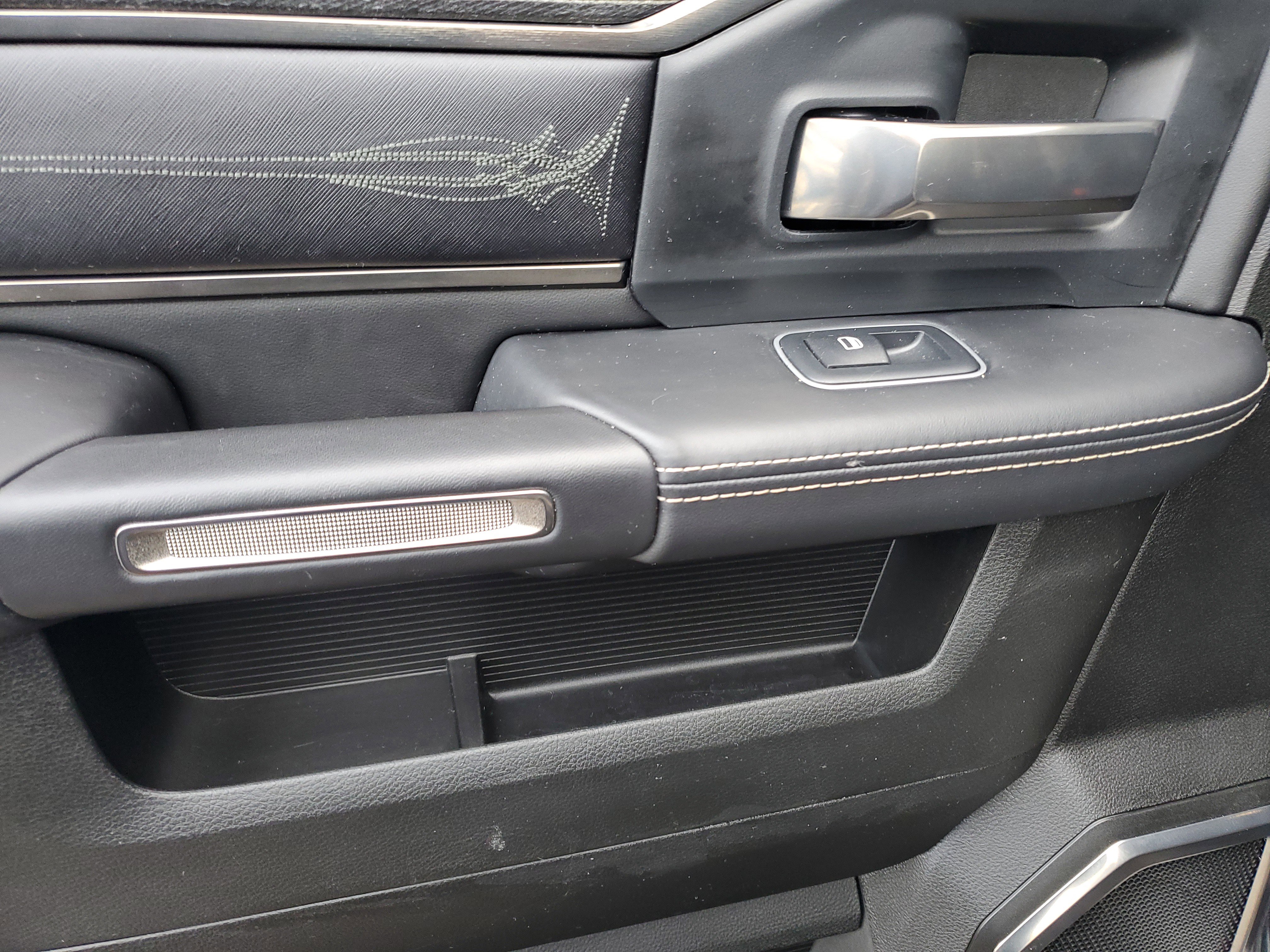 Used 2021 RAM 3500 Limited w/ Night Edition image 12