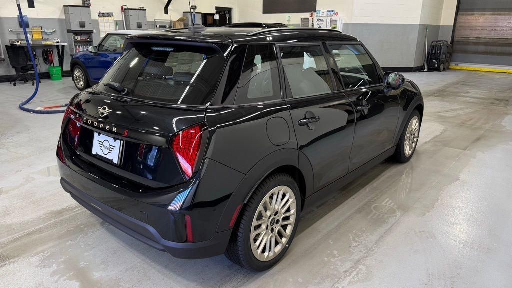 New 2026 MINI Cooper S image 6