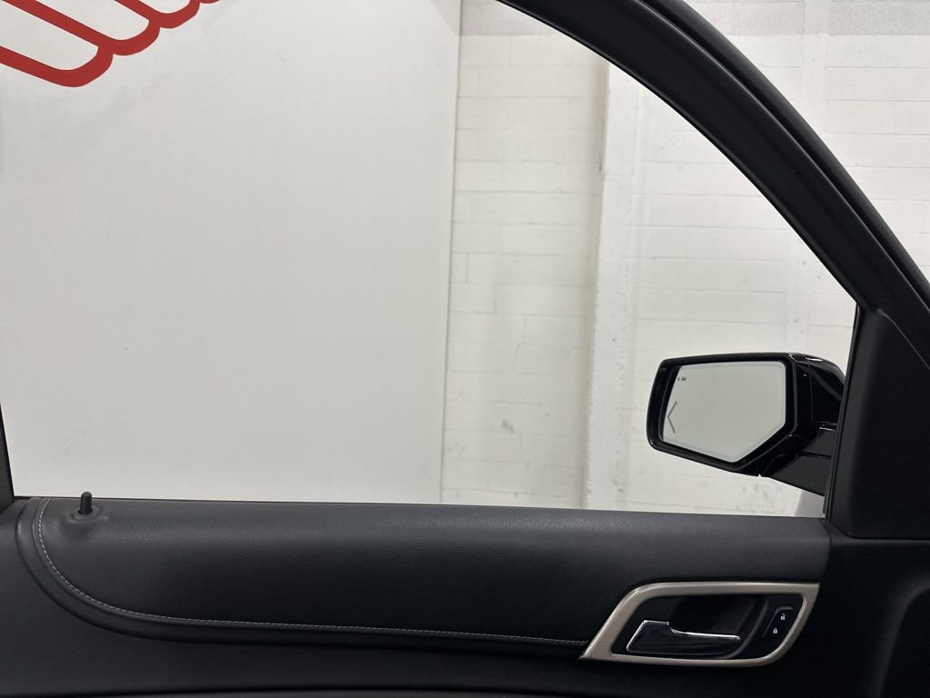 Used 2018 GMC Yukon Denali w/ Denali Ultimate Package image 40