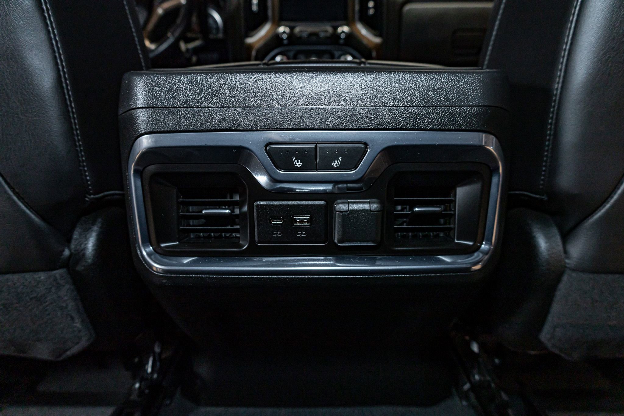 Used 2021 Chevrolet Silverado 3500 High Country image 21