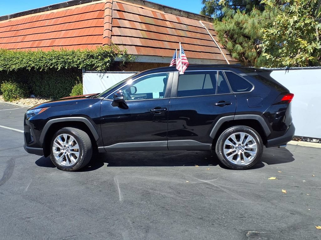 Used 2024 Toyota RAV4 XLE Premium FWD image 3