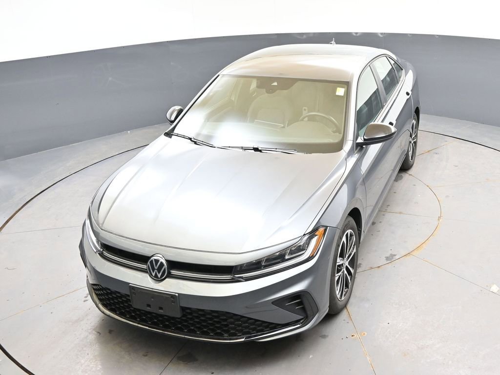 Used 2025 Volkswagen Jetta Sport image 35