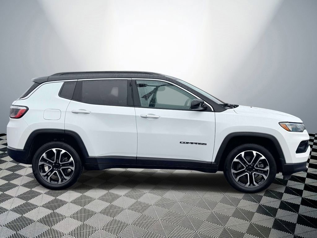 Used 2024 Jeep Compass Limited AWD/4WD image 6