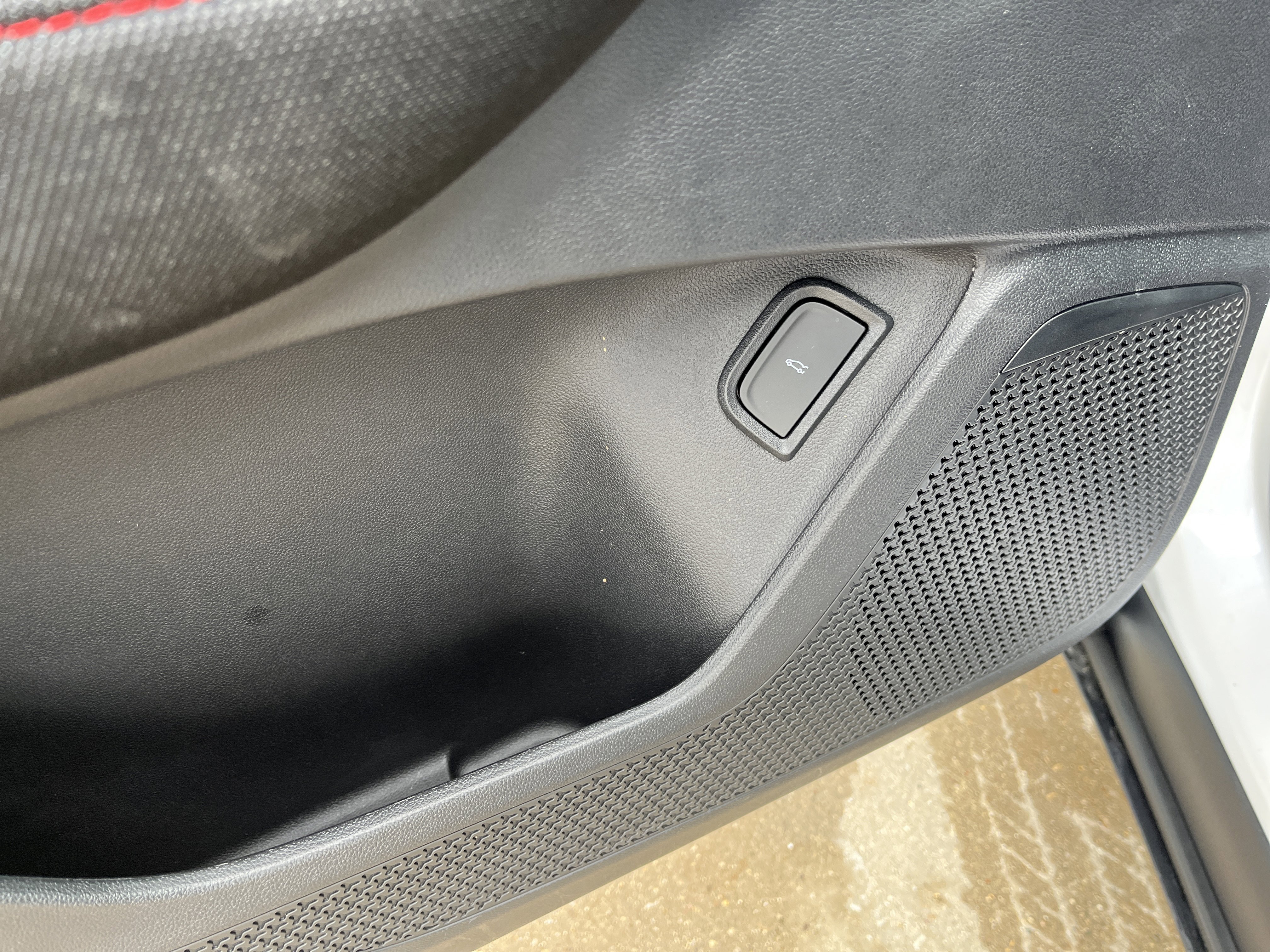 Used 2025 Chevrolet Blazer EV RS image 11