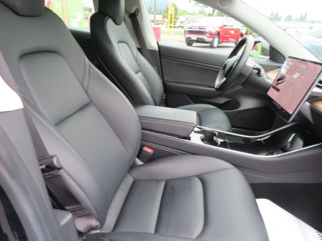 Used 2019 Tesla Model 3 Standard Range Plus RWD image 26