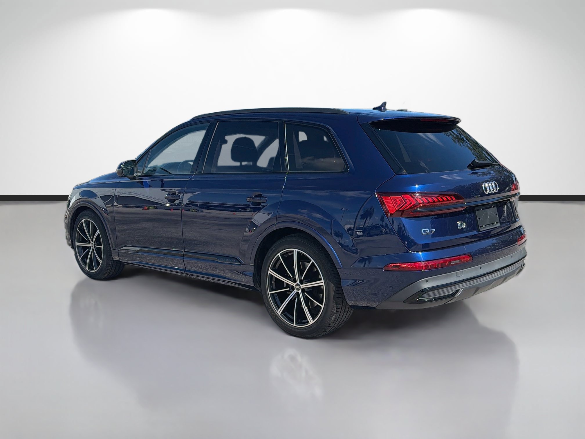 Used 2022 Audi Q7 3.0T Prestige AWD/4WD image 5