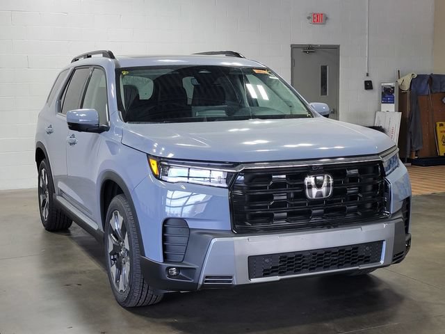 New 2026 Honda Pilot Touring image 4