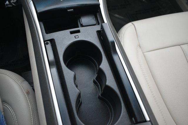 Used 2016 Lincoln MKZ Hybrid image 27