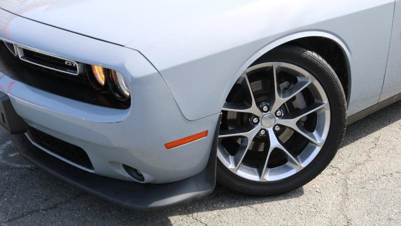 Used 2021 Dodge Challenger GT RWD image 3