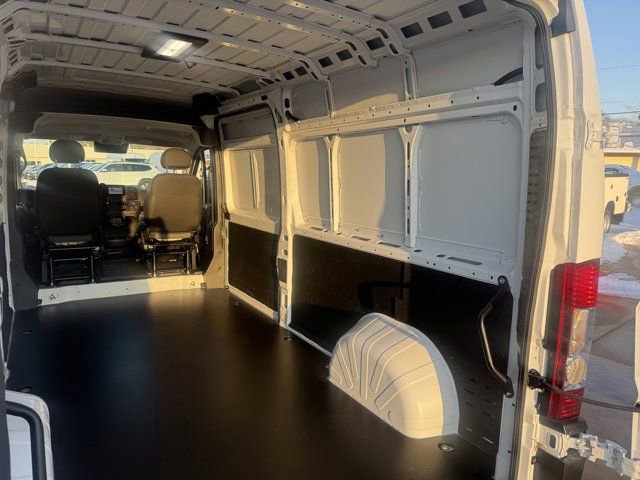 New 2026 RAM ProMaster 2500 w/ Convenience Group image 5