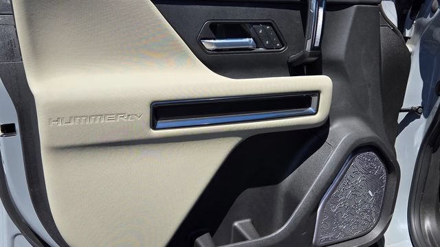 Used 2026 GMC Hummer EV SUV AWD/4WD image 15
