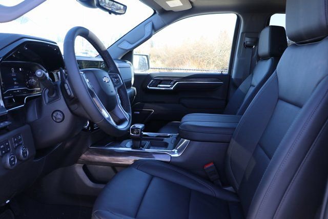 New 2025 Chevrolet Silverado 1500 LTZ w/ LTZ Premium Package image 17