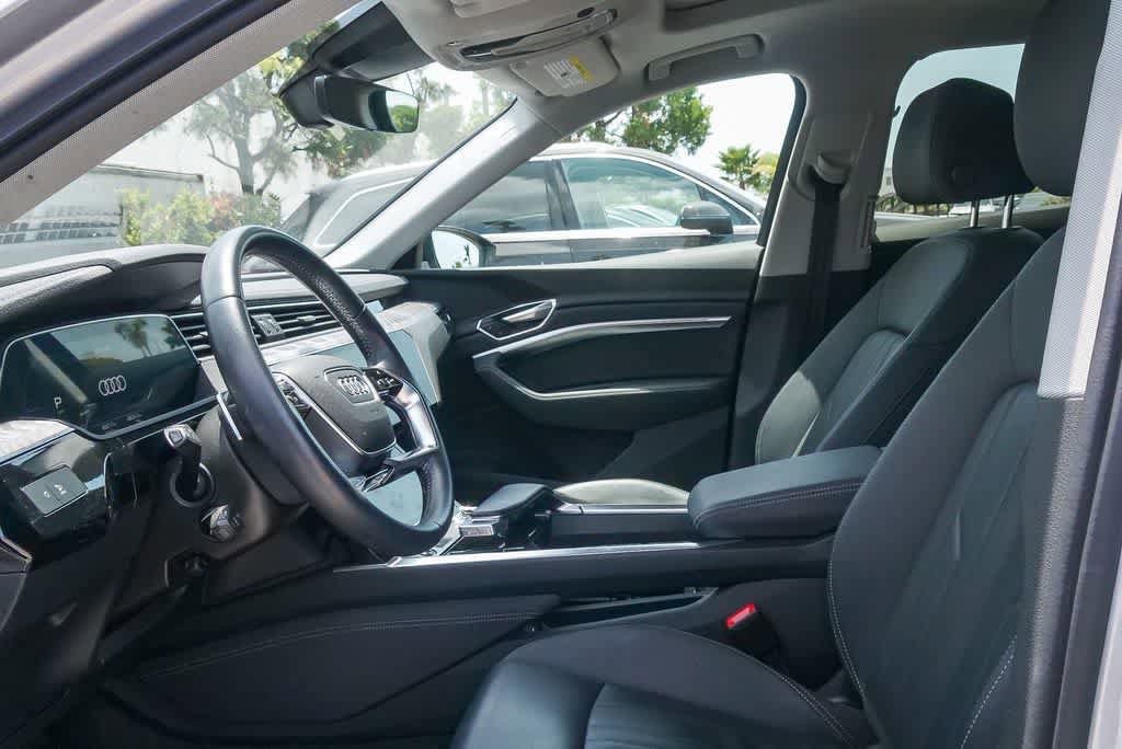 Used 2021 Audi e-tron Premium w/ Convenience Plus Package AWD/4WD image 13