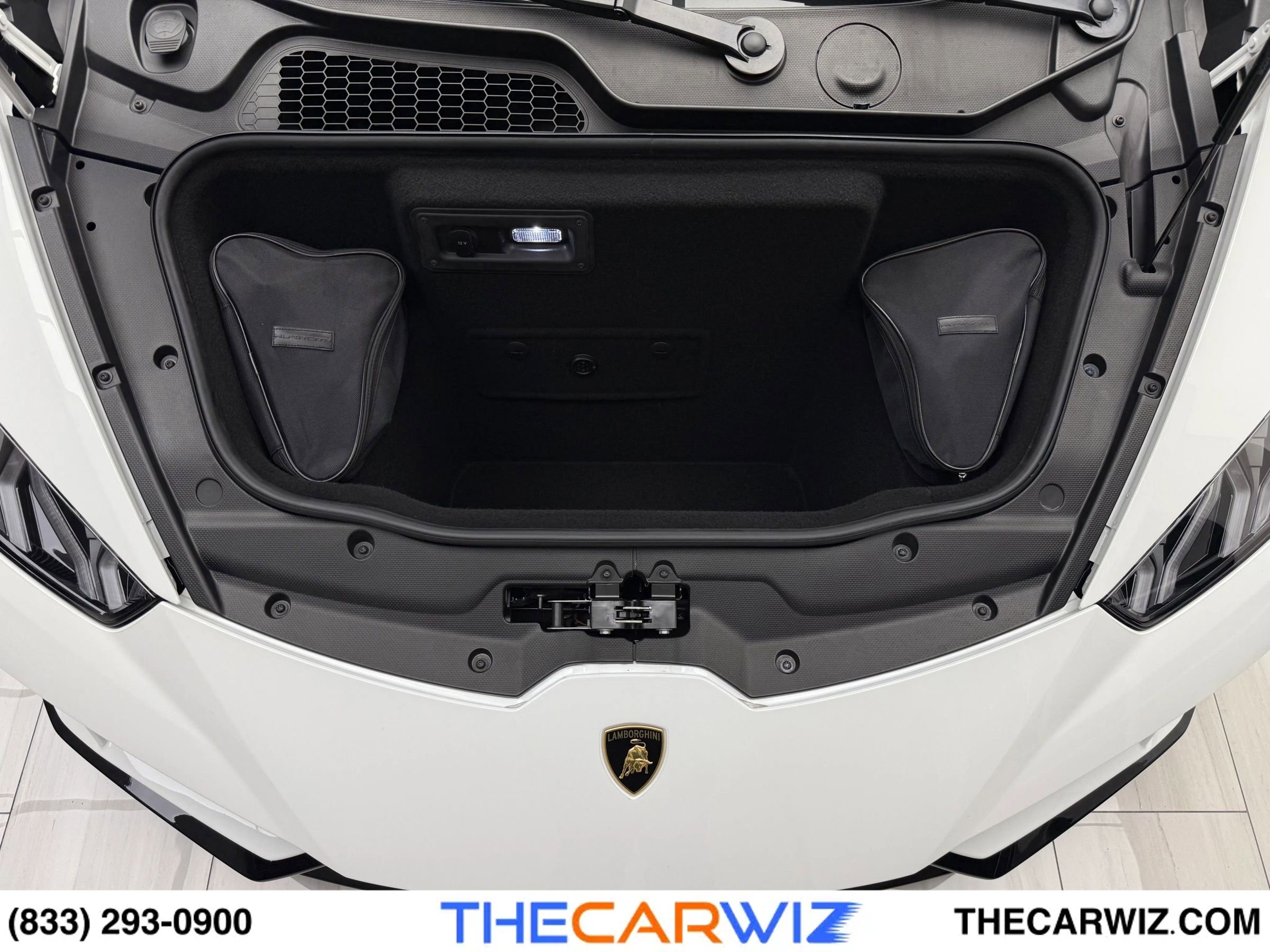 Used 2020 Lamborghini Huracan EVO image 38