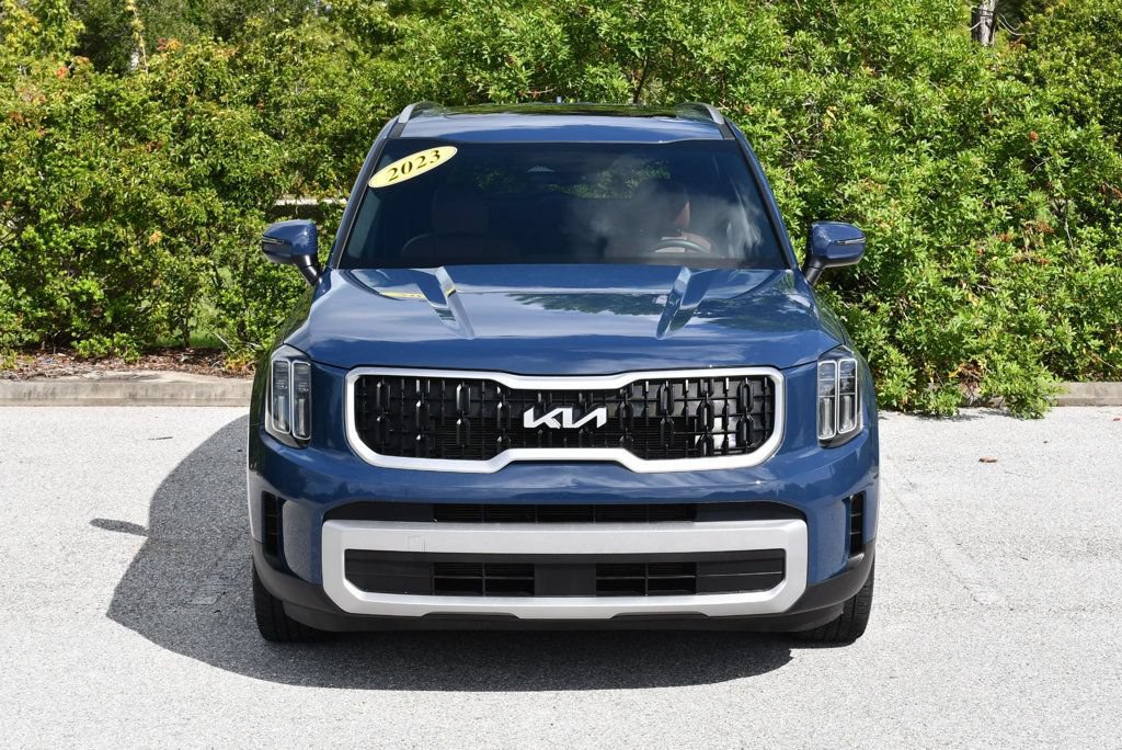 Used 2023 Kia Telluride EX FWD image 9