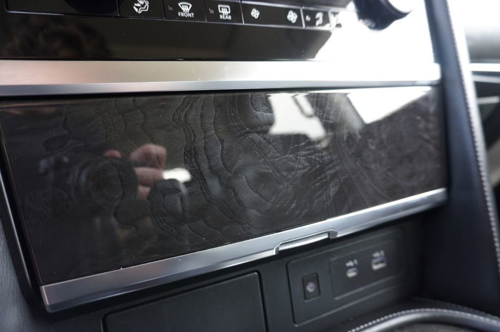 Used 2023 INFINITI QX80 Luxe w/ Cargo Package RWD image 22